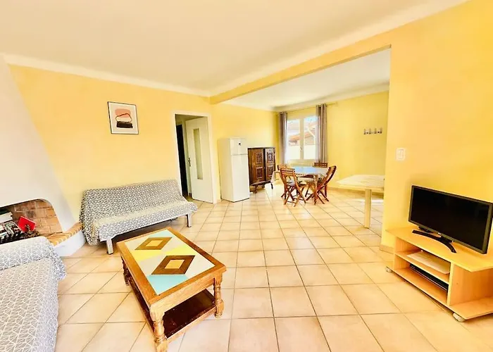 Canet Plage Maison De Vacances 2 Chambres Et Jardin