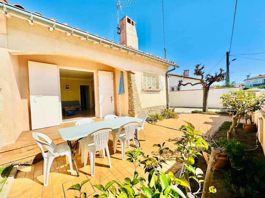 Maison De 2 Et Jardin Villa *